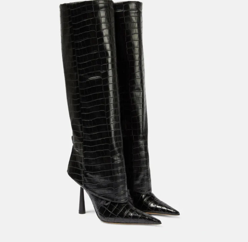 Top Fashion Heeled Boots Brown, Black and White