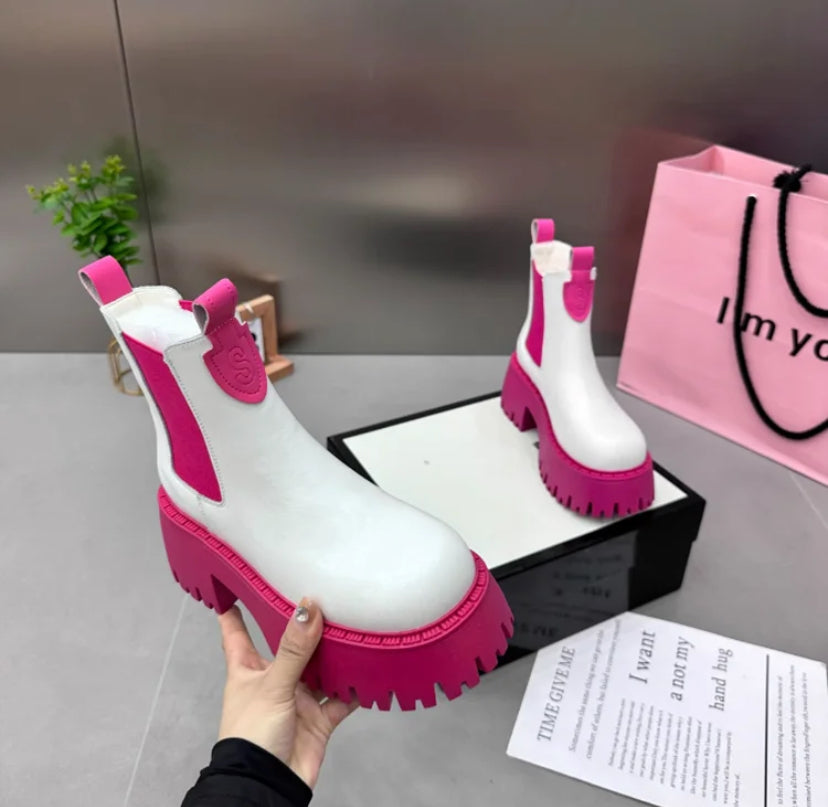 Cool Boots White Black